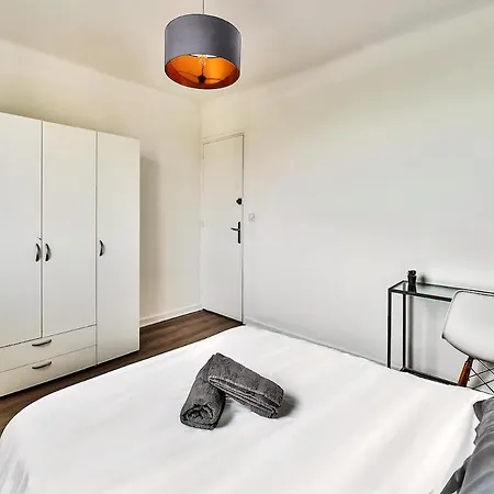 Appartement de charme, proche de toutes commonidités Appartamento *